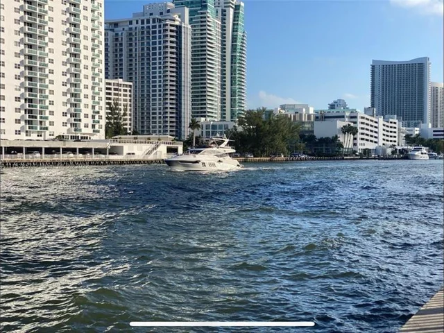 800 Parkview Dr # 511, Hallandale Beach FL 33009