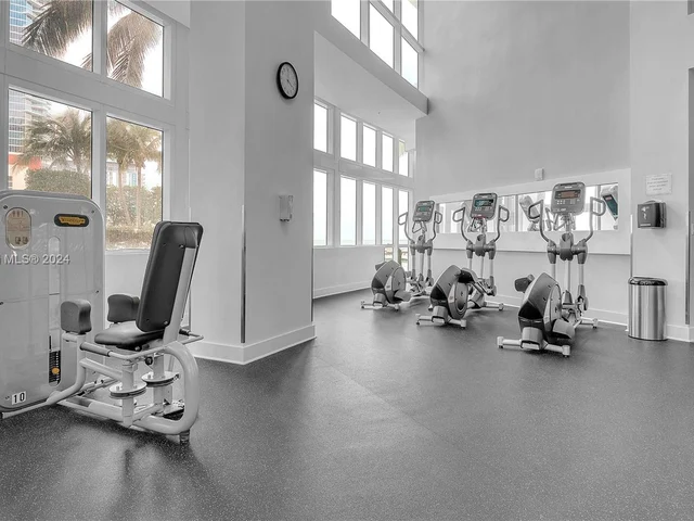 1900 N Bayshore Dr # 4610, Miami FL 33132