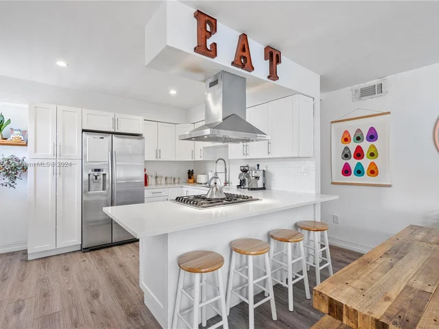 3265 Virginia St # 16, Miami FL 33133