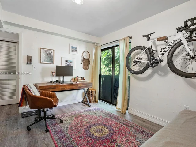 3265 Virginia St # 16, Miami FL 33133