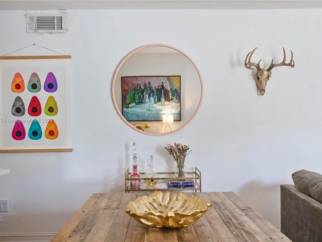 3265 Virginia St # 16, Miami FL 33133