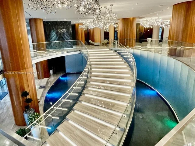 488 NE 18th St # 2900, Miami FL 33132