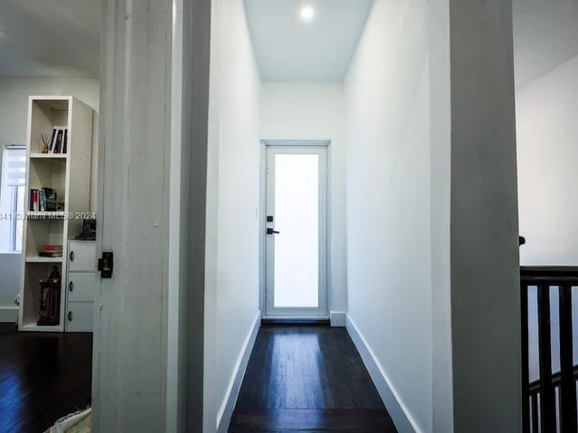 1605 NW 8th Ter # 0, Miami FL 33125