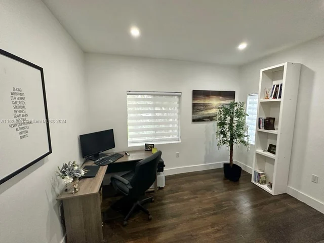 1605 NW 8th Ter # 0, Miami FL 33125