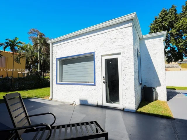 1605 NW 8th Ter # 0, Miami FL 33125