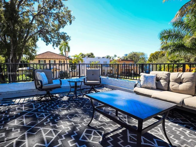 1605 NW 8th Ter # 0, Miami FL 33125