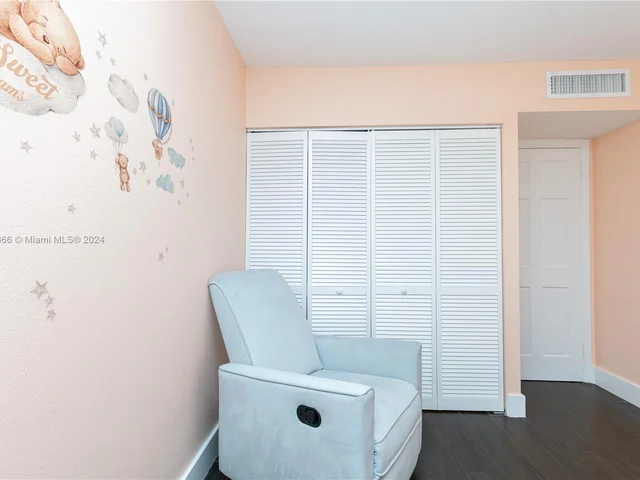 20291 NE 30th Ave # 10, Aventura FL 33180