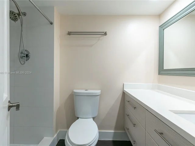 20291 NE 30th Ave # 10, Aventura FL 33180