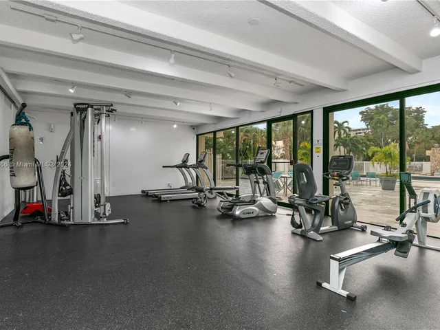 20291 NE 30th Ave # 10, Aventura FL 33180