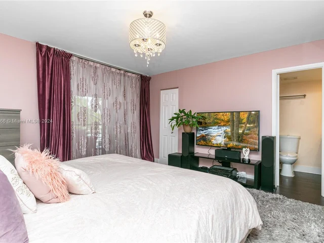 20291 NE 30th Ave # 10, Aventura FL 33180