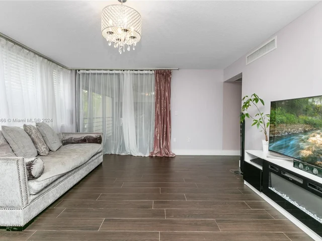 20291 NE 30th Ave # 10, Aventura FL 33180