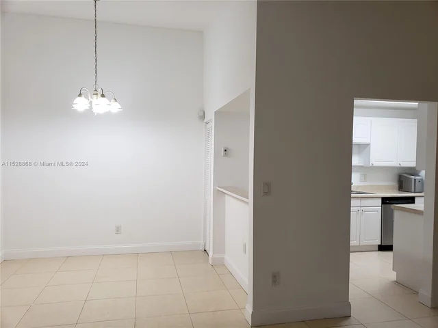 468 NE 206th Ln # 211, Miami FL 33179