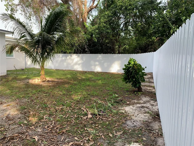 322 NE 110th Ter # 322, Miami FL 33161