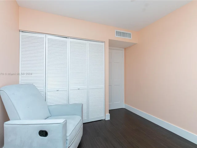 20291 NE 30th Ave # 10, Aventura FL 33180