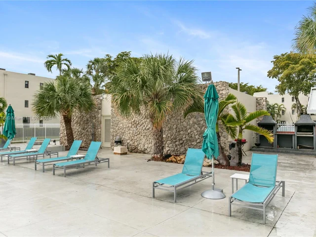 20291 NE 30th Ave # 10, Aventura FL 33180