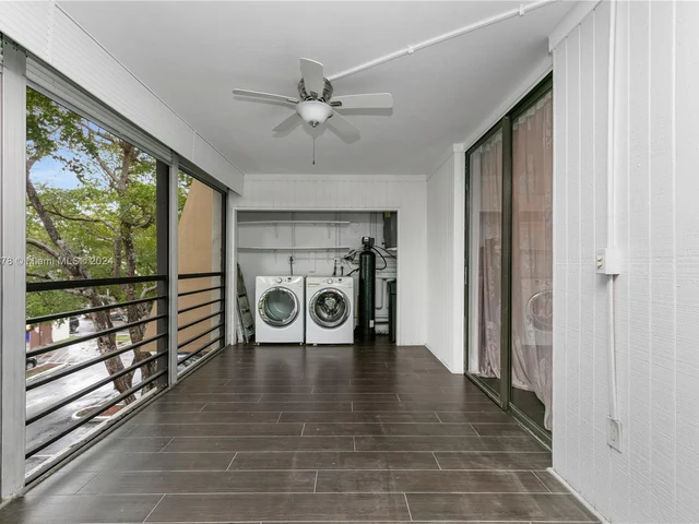 20291 NE 30th Ave # 10, Aventura FL 33180