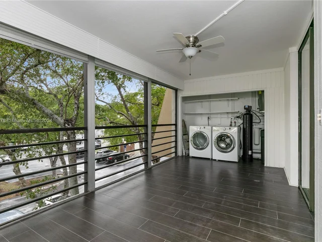 20291 NE 30th Ave # 10, Aventura FL 33180