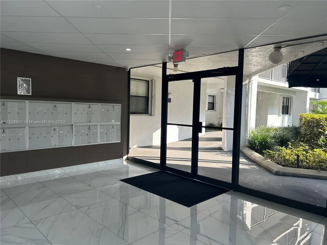 16091 Blatt Blvd # 412, Weston FL 33326