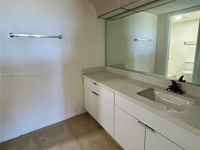 16091 Blatt Blvd # 412, Weston FL 33326