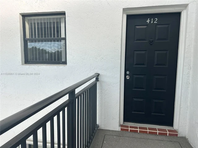 16091 Blatt Blvd # 412, Weston FL 33326