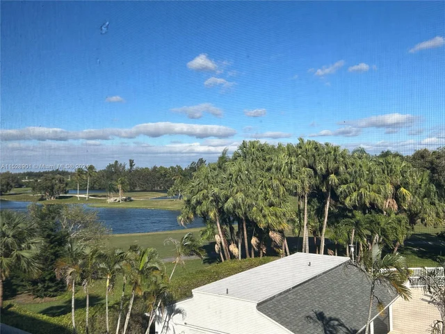 16091 Blatt Blvd # 412, Weston FL 33326