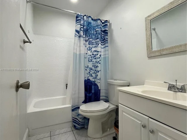 11615 SW 123rd Ave, Miami FL 33186