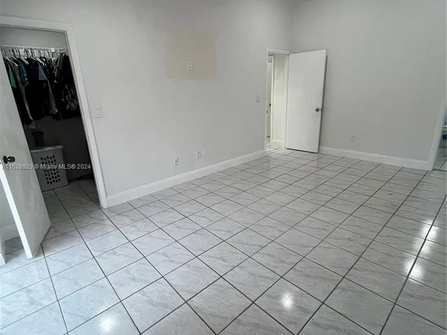 11615 SW 123rd Ave, Miami FL 33186
