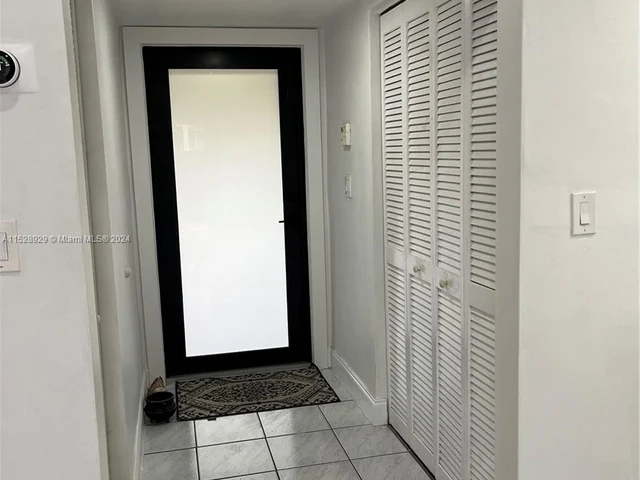 11615 SW 123rd Ave, Miami FL 33186