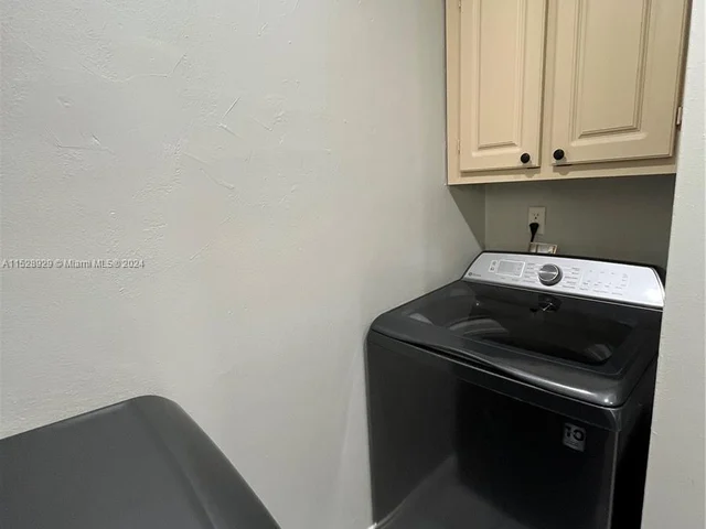 11615 SW 123rd Ave, Miami FL 33186