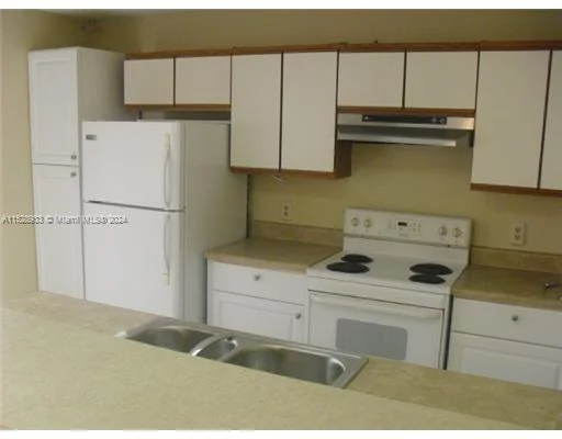 4885 NW 95th Ave # 4885, Sunrise FL 33351