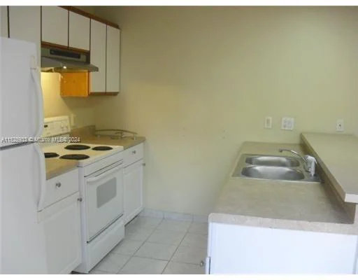 4885 NW 95th Ave # 4885, Sunrise FL 33351