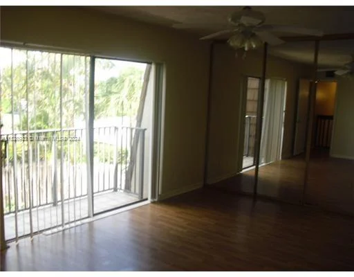 4885 NW 95th Ave # 4885, Sunrise FL 33351