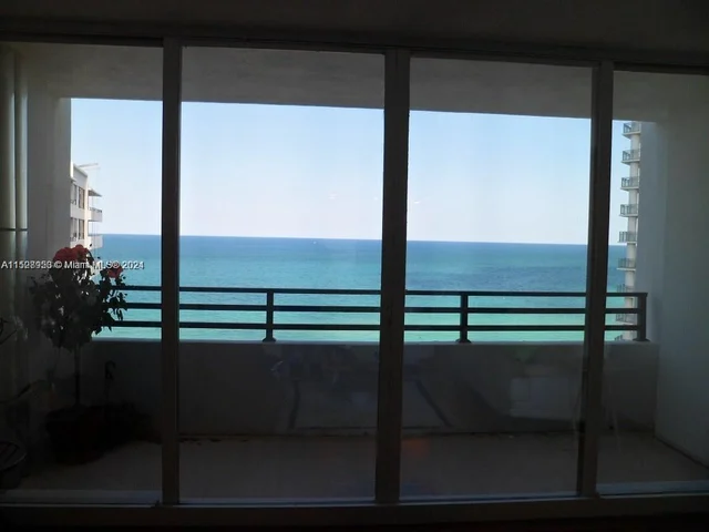 3505 S Ocean Dr # 1420, Hollywood FL 33019