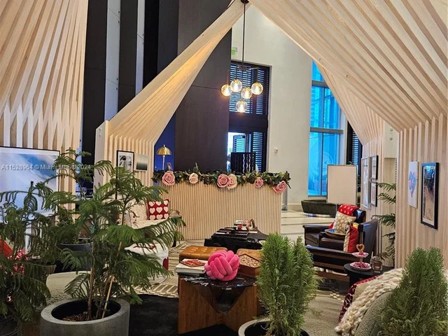 200 Biscayne Boulevard Way # 4809, Miami FL 33131