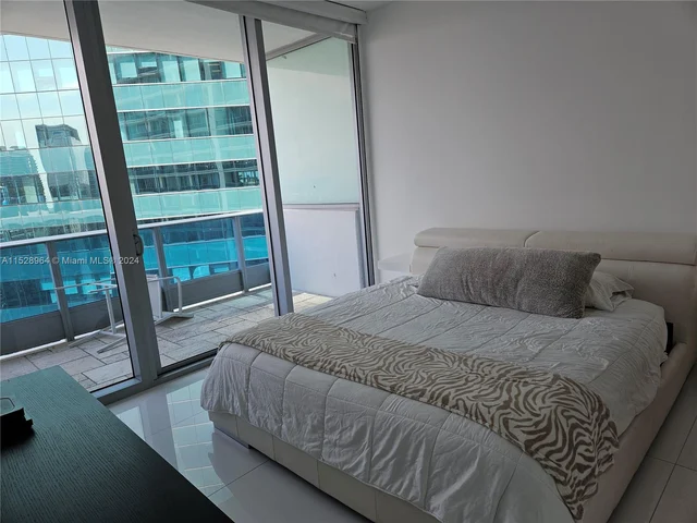 200 Biscayne Boulevard Way # 4809, Miami FL 33131