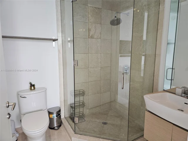 200 Biscayne Boulevard Way # 4809, Miami FL 33131