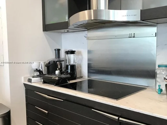 200 Biscayne Boulevard Way # 4809, Miami FL 33131