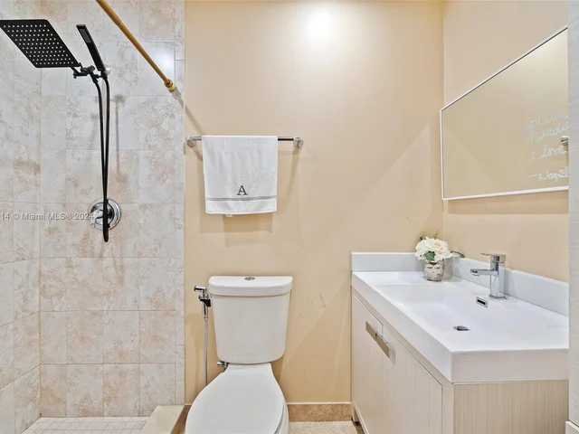 1307 NW 36th Ave, Miami FL 33125