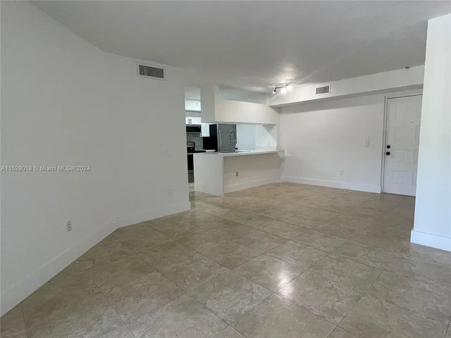 410 S Park Rd # 207, Hollywood FL 33021