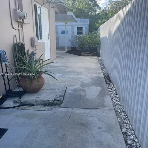 110 NW 78th Ave # 0, Pembroke Pines FL 33024