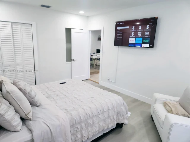 1521 NE 5th Terrace, Fort Lauderdale FL 33304