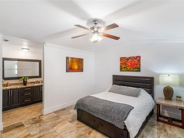 6333 NW 180th Ter, Hialeah FL 33015