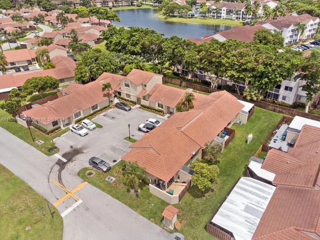 6333 NW 180th Ter, Hialeah FL 33015