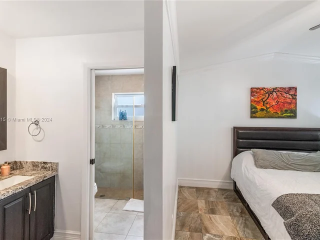 6333 NW 180th Ter, Hialeah FL 33015