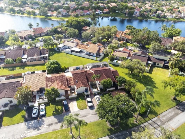 6333 NW 180th Ter, Hialeah FL 33015