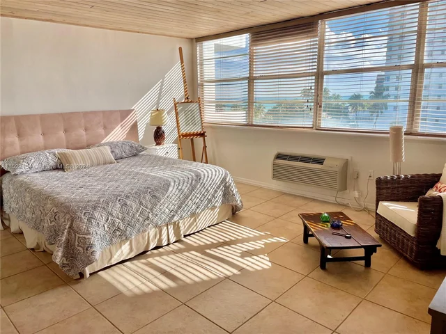 5313 Collins Ave # 610, Miami Beach FL 33140