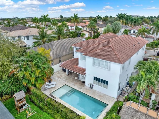 8324 NW 115th Ct # 8324, Doral FL 33178