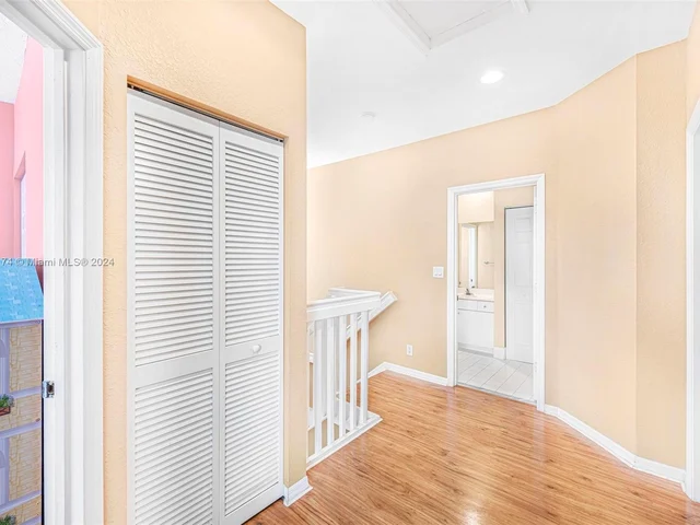 5862 NW 120th Ter, Coral Springs FL 33076