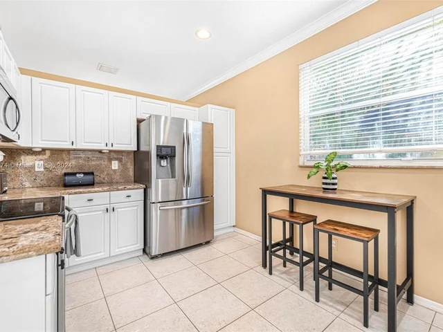 5862 NW 120th Ter, Coral Springs FL 33076