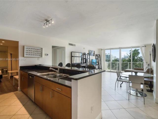 10350 W Bay Harbor Dr # 4K, Bay Harbor Islands FL 33154